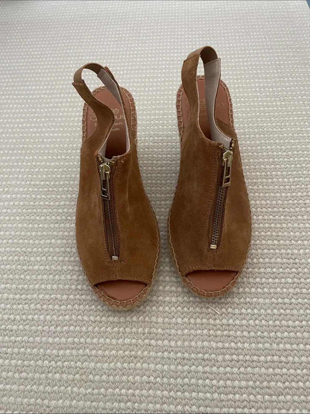 Andre Assous Brown Suede Peep-Toe Wedge Sandals with Front Zips